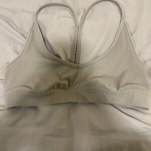 Alo yoga sports bra